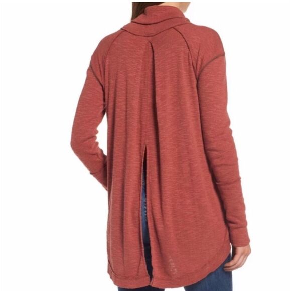 We The Free Split Back Pullover Turtleneck Size Small Knit Sweater Sienna Red - Picture 2 of 6